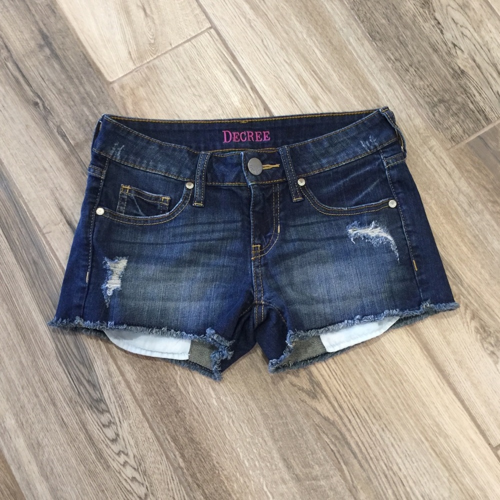 DECREE Distressed Denim Jean Shorts- NEW!